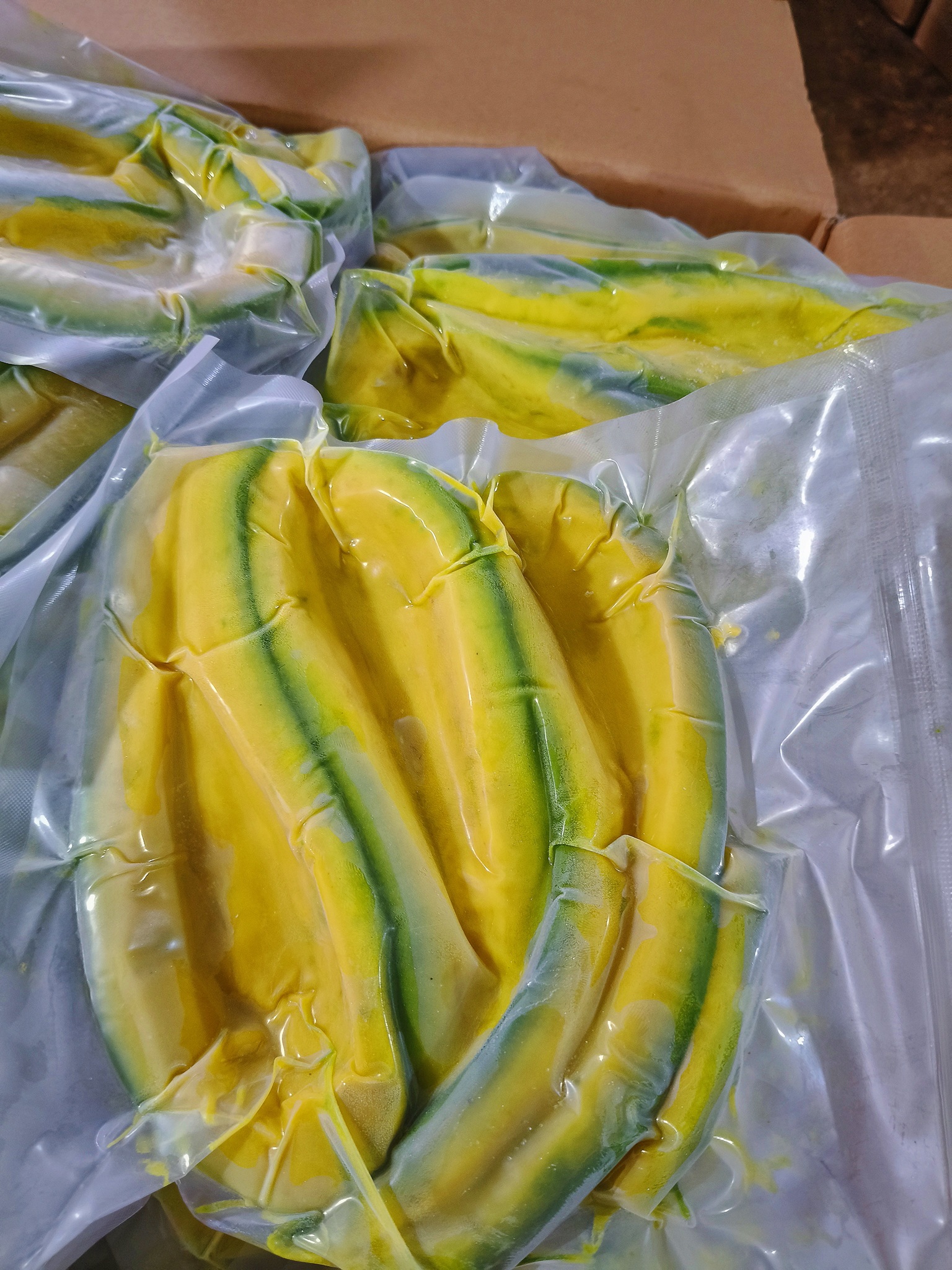 Bơ 034 đông lạnh - bịch 1kg